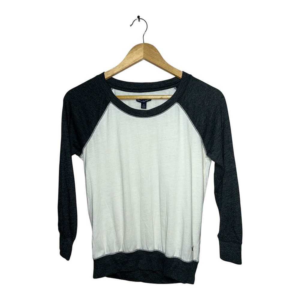 American Eagle Vintage Black and White Baseball Style Raglan Shirt Size Small